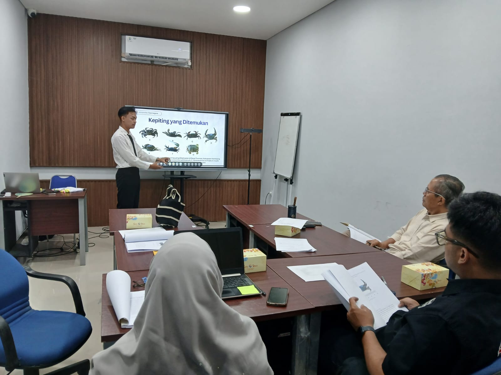 Ruang Sidang E103