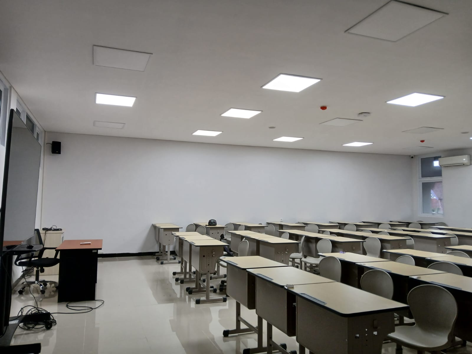 Ruang kelas E310